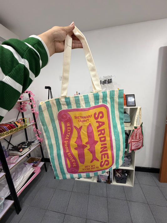 Tote Bag + Estuche de Sardinas #1