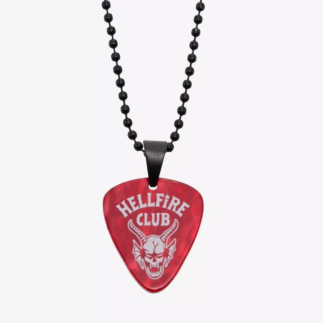 Collar Stranger Things (púa de guitarra Eddie - Hellfire Club)